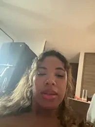 Brunettexio stripchat stream image