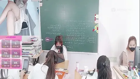 _Math_ stripchat stream image