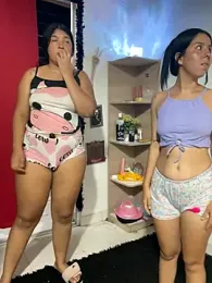 royalgirls_x stripchat stream image