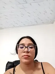 -VICKKY stripchat stream image