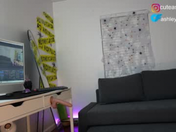 ashley_benson1 chaturbate stream image