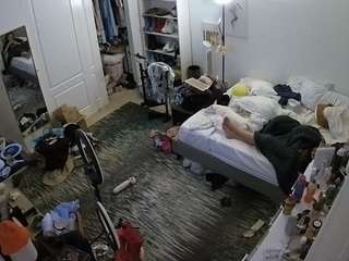 voyeurcam-hornyhostel-02 camsoda stream image