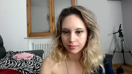 L_Sofia stripchat stream image, 05.11.2025 07:50
