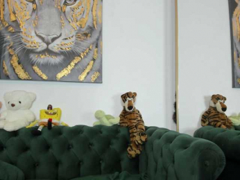 AnnaKarin bongacams stream image