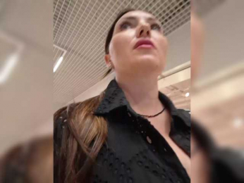 DIVORA bongacams stream image