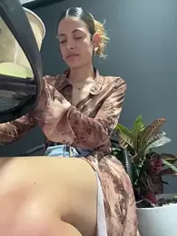 alana15 stripchat stream image