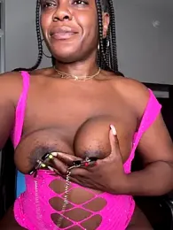 TilaTotti stripchat stream image