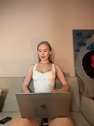 MariaTull stripchat stream image