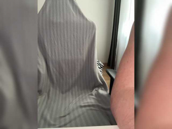 _M_O_L_O_K_O_ bongacams stream image