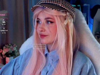 HoneyCherry bongacams stream image