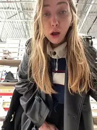 Sunny___Bunny stripchat stream image