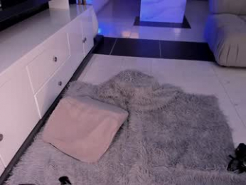 emilylittle chaturbate stream image