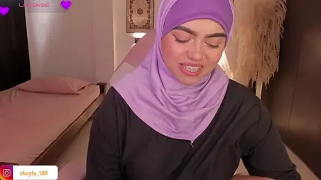 shayla_18 stripchat stream image