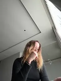 Nura_n_Sarah stripchat stream image