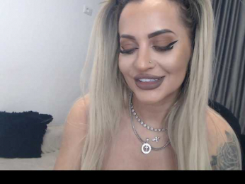lovelyblondyx bongacams stream image