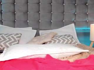 pocahontasfg camsoda stream image