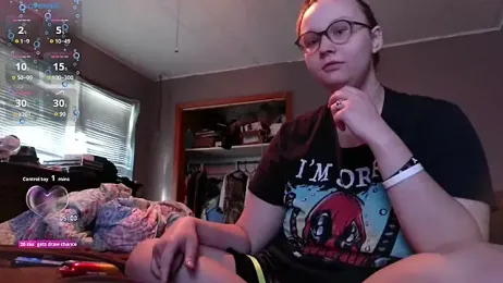 TurtleLady420 stripchat stream image