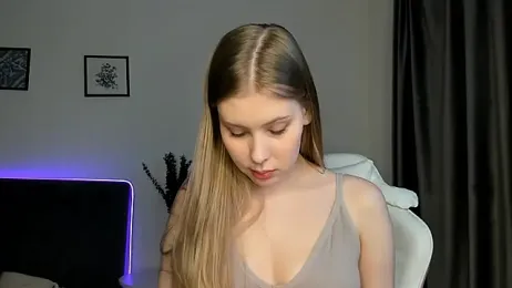 elliediaz stripchat stream image