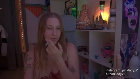 Pinkyladyxxx stripchat stream image