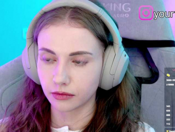 VikkiExtraCheese bongacams stream image