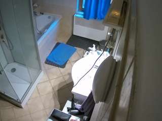 voyeurcam-julmodels-bath-2nd-2 camsoda stream image