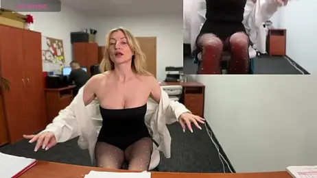 legsLONG stripchat stream image