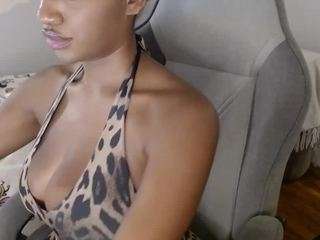 celineriche camsoda stream image