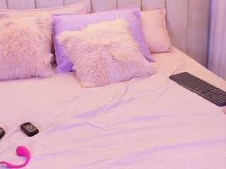 mssbombom camsoda stream image