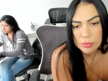 emillybrowm chaturbate stream image