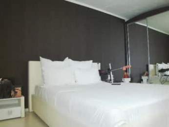 hefner_girl chaturbate stream image