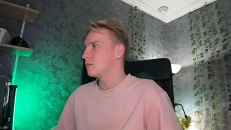 AlexxSweet stripchat stream image