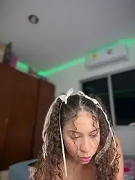 Shara_dreams stripchat stream image