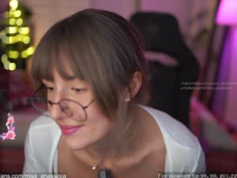 yours_anastasia chaturbate stream image