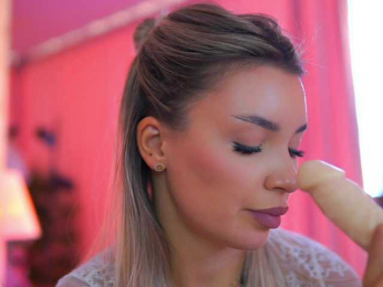 ArtTeasee bongacams stream image