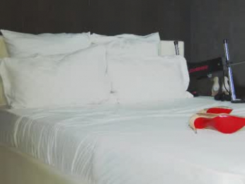 hefner_girl chaturbate stream image