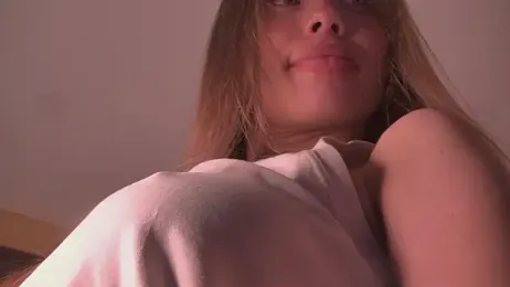 Amanda_River stripchat stream image