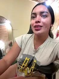 TS-SimplyTheBest stripchat stream image