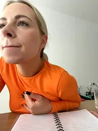 streetdoll stripchat stream image