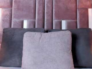 zhuyhong camsoda stream image