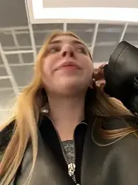 Sunny___Bunny stripchat stream image