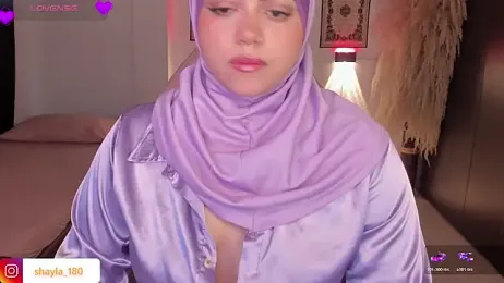 shayla_18 stripchat stream image