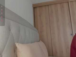 lauracriistina camsoda stream image