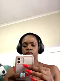 LuciousLips96 stripchat stream image, 05.12.2025 12:10
