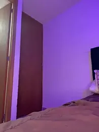 riri_brunnete stripchat stream image