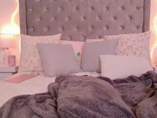 Julia Summers flirt4free stream image