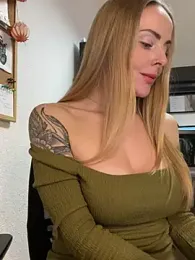 EmaSalis stripchat stream image