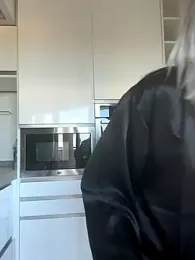 petrouchkaaa_ stripchat stream image