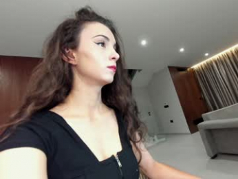 ehotlovea chaturbate stream image