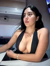 Sofia_Collins- stripchat stream image
