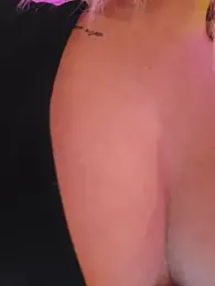 MILFBARBY stripchat stream image